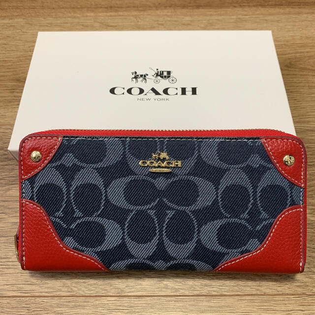 COACH(コーチ)の専用品　コーチ　デニムバッグ&長財布 レディースのファッション小物(財布)の商品写真