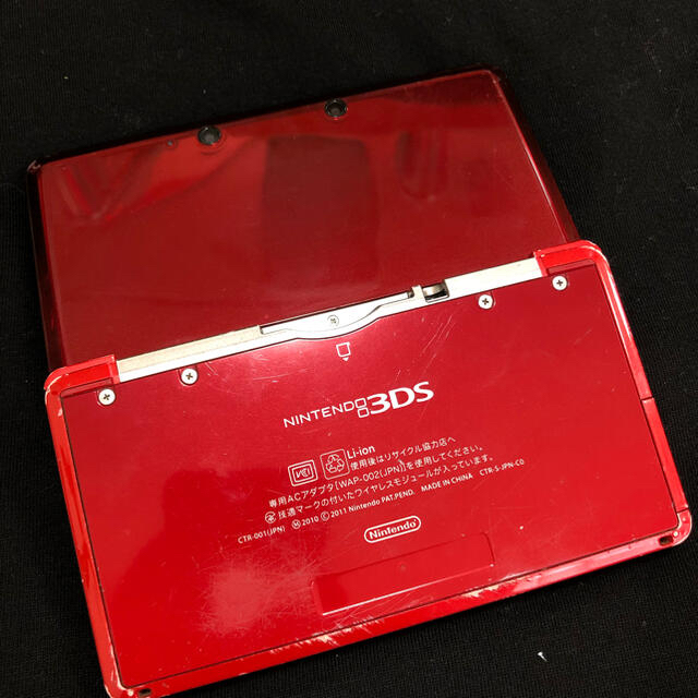 ニンテンドー3DS(ニンテンドー3DS)の❤️3DS レッド💚任天堂 エンタメ/ホビーのゲームソフト/ゲーム機本体(携帯用ゲーム機本体)の商品写真