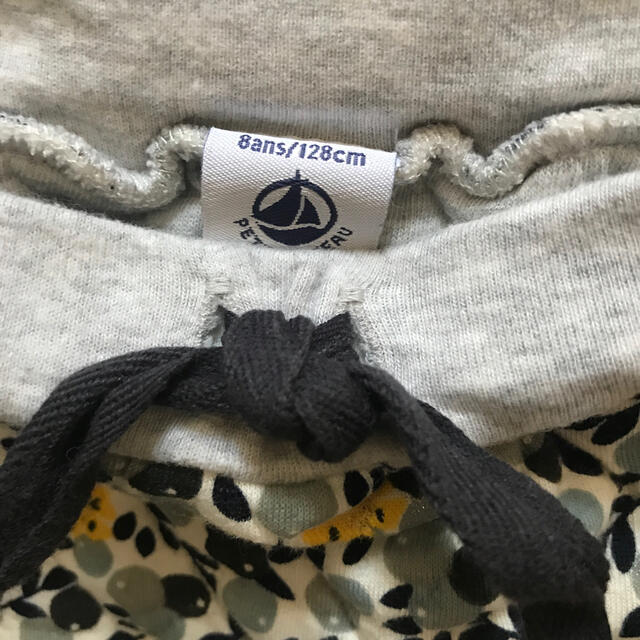 PETIT BATEAU(プチバトー)のpetit BATEAU スカート 120 キッズ/ベビー/マタニティのキッズ服女の子用(90cm~)(スカート)の商品写真