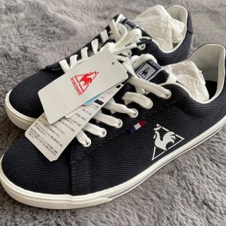 ルコックスポルティフ(le coq sportif)のle coqスニーカー新品✨サイズ22、5センチ(スニーカー)