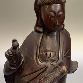 半額　　観音菩薩   仏教美術  木彫り    ２５cm美術品/アンティーク