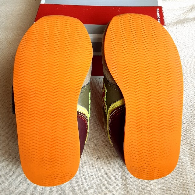 New Balance(ニューバランス)の今だけ値下げ！ニューバランス996☆16cm キッズ/ベビー/マタニティのキッズ靴/シューズ(15cm~)(スニーカー)の商品写真