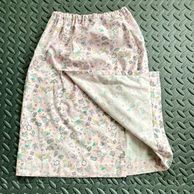 浴衣 2部式 女の子 110〜120cm ユニコーン柄 ハンドメイド キッズ/ベビー/マタニティのキッズ服女の子用(90cm~)(甚平/浴衣)の商品写真