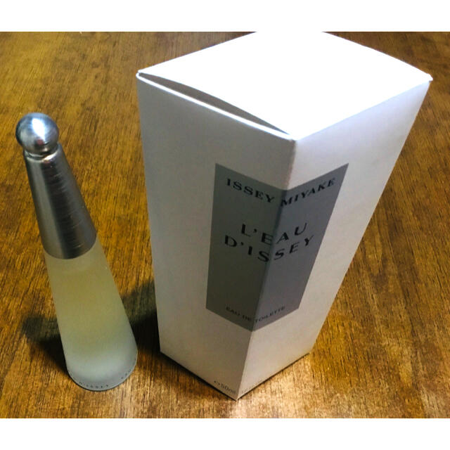 ISSEY MIYAKE(イッセイミヤケ)のイッセイミヤケ　l'eau d'issey 50ml コスメ/美容の香水(香水(女性用))の商品写真