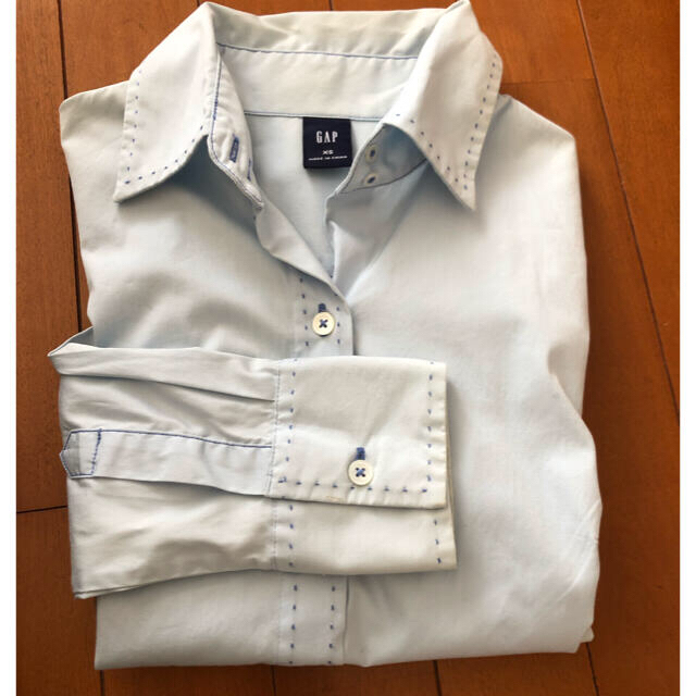 GAP(ギャップ)の【期間限定】ＧＡＰ★ギャップ★レディス★シャツ★コットン★水色 レディースのトップス(シャツ/ブラウス(長袖/七分))の商品写真