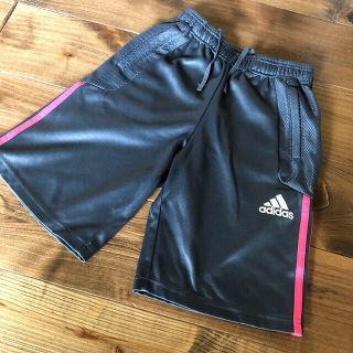 アディダス(adidas)のアディダスキッズ　ジャージハーフパンツ140(パンツ/スパッツ)