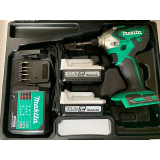 マキタ(Makita)のマキタ　14.4V 充電インパクトドライバー(その他)