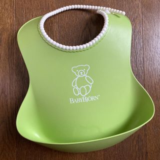 ベビービョルン(BABYBJORN)のベビービョルン お食事エプロン スタイ　グリーン(お食事エプロン)