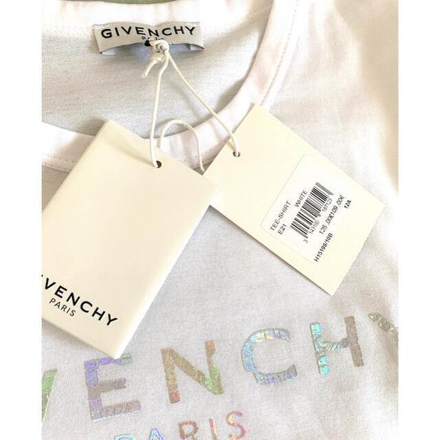 GIVENCHY(ジバンシィ)のジバンシィ　オーロラロゴTシャツ　ホワイト　12 レディースのトップス(Tシャツ(半袖/袖なし))の商品写真