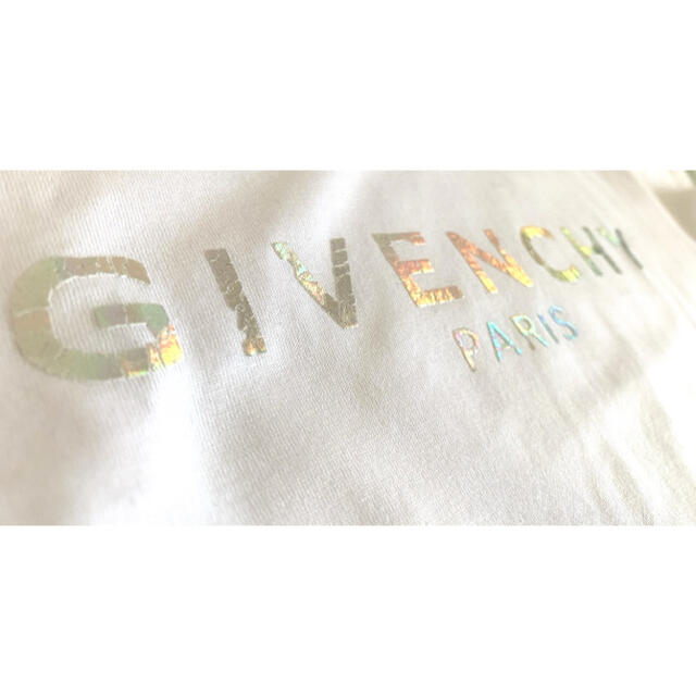 GIVENCHY(ジバンシィ)のジバンシィ　オーロラロゴTシャツ　ホワイト　12 レディースのトップス(Tシャツ(半袖/袖なし))の商品写真