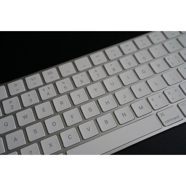 Apple(アップル)のApple Magic Keyboard US スマホ/家電/カメラのPC/タブレット(PC周辺機器)の商品写真