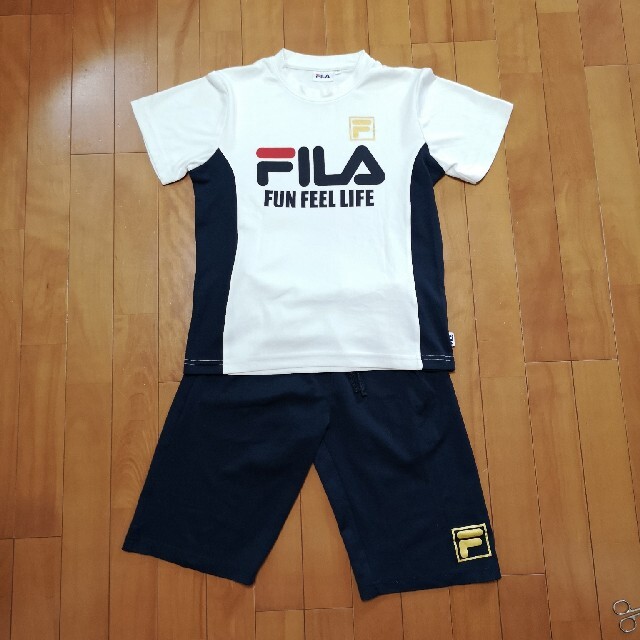 FILA(フィラ)のFILA　フィラ　トレーニングウェア　パジャマ　セット　150センチ キッズ/ベビー/マタニティのキッズ服男の子用(90cm~)(Tシャツ/カットソー)の商品写真