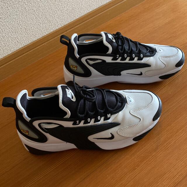 NIKE ZOOM 2K ホワイト×ブラック 26cm