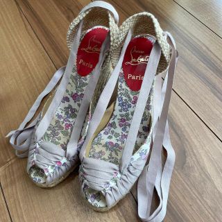 クリスチャンルブタン(Christian Louboutin)のクリスチャン　ルブタン　レースアップサンダル(サンダル)