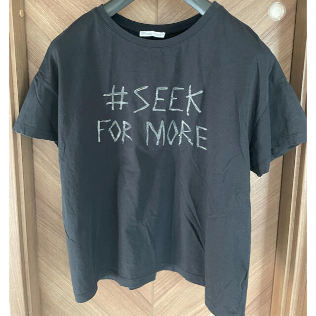 ZARA(ザラ)のZara プリントTシャツ　黒　Mサイズ レディースのトップス(Tシャツ(半袖/袖なし))の商品写真