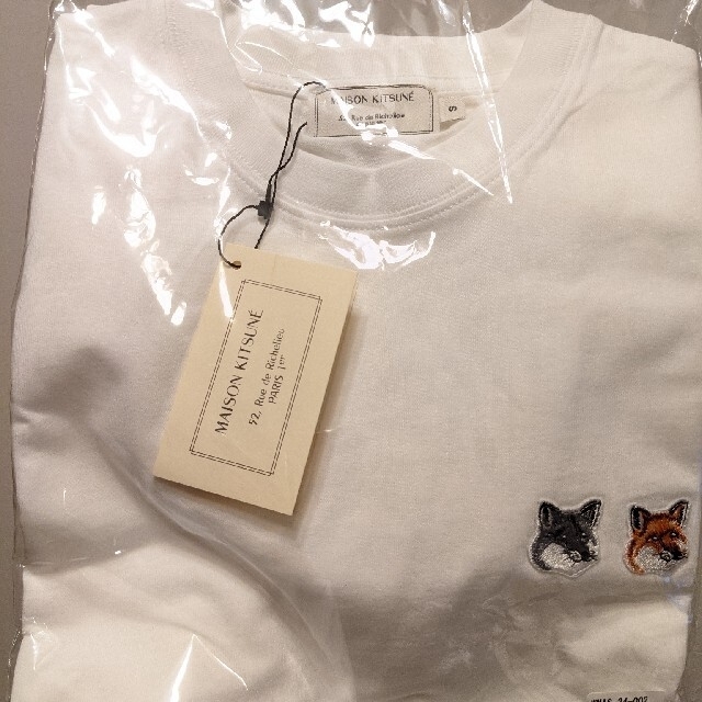 MAISON KITSUNE'(メゾンキツネ)のSサイズ メゾンキツネ Tシャツ ダブルフォックス レディースのトップス(Tシャツ(半袖/袖なし))の商品写真