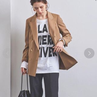 ユナイテッドアローズ(UNITED ARROWS)の【期間限定値下げ】美品ユナイテッドアローズ　ブレザージャケット38ベージュ(テーラードジャケット)