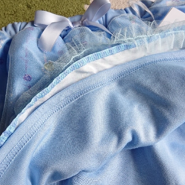 Disney(ディズニー)のアリス フリルスカート ディズニー アリスプリントスカート size100 キッズ/ベビー/マタニティのキッズ服女の子用(90cm~)(スカート)の商品写真