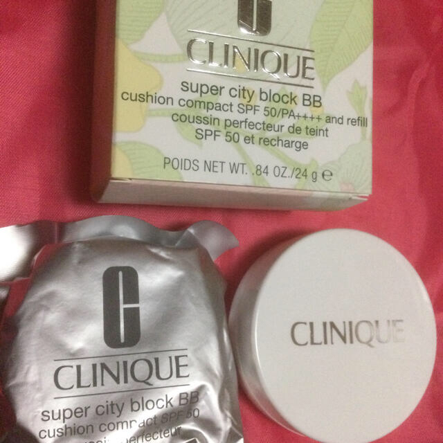 CLINIQUE(クリニーク)のクリニーク　スーパーシティブロックBB コンパクト付きリフィール含め、全部で５点 コスメ/美容のベースメイク/化粧品(ファンデーション)の商品写真