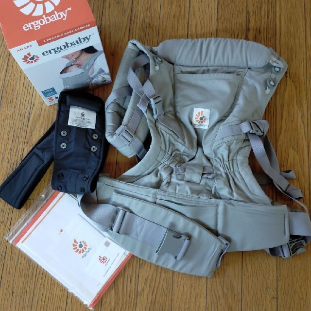 美品●ergobaby/エルゴベビーアダプト　抱っこ紐　グレー