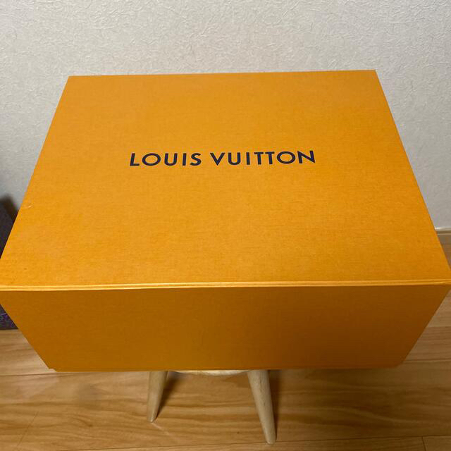 ルイヴィトン　LOUIS VUITTON モノグラム　ネオノエ　サフラン