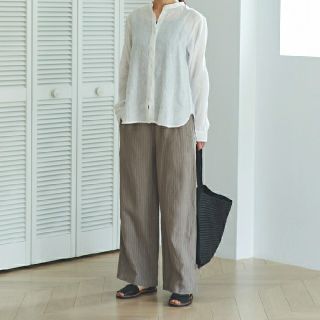 ムジルシリョウヒン(MUJI (無印良品))の 無印良品フレンチリネンストレートパンツ／グレィッシュブラウンストライプ／Ｌ(カジュアルパンツ)