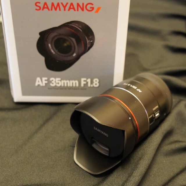 極美品 SAMYANG AF 35mm F1.8 FE サムヤン フィルター付き