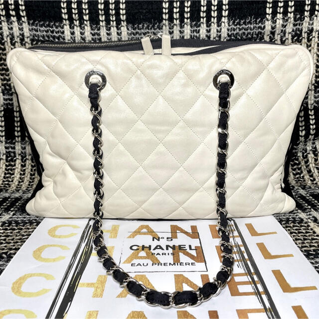 CHANEL(シャネル)の美品★レア☆CHANEL クルーズライン　マトラッセ★チェーンボストンバッグ レディースのバッグ(ショルダーバッグ)の商品写真