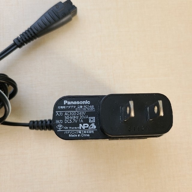 Panasonic(パナソニック)のパナソニック製シェーバー充電アダプタ スマホ/家電/カメラの美容/健康(メンズシェーバー)の商品写真