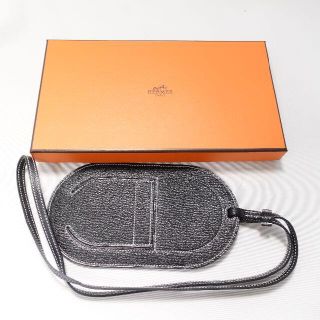 エルメス(Hermes)の■Hermès　スマホケース　ブラック　箱付き(モバイルケース/カバー)