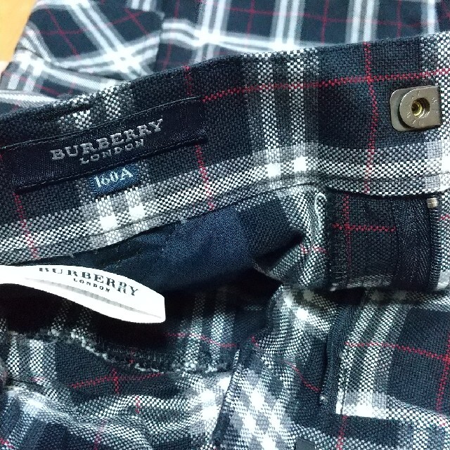 BURBERRY(バーバリー)のBURBERRY　ハーフパンツ 160cm キッズ/ベビー/マタニティのキッズ服女の子用(90cm~)(パンツ/スパッツ)の商品写真