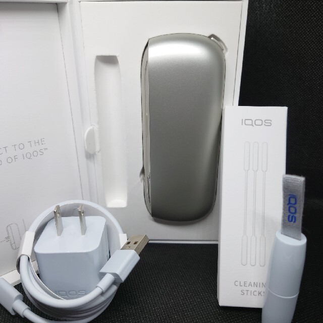 IQOS3 DUO アイコス3DUO チャージャー ムーンシルバー 付属品付きの ...