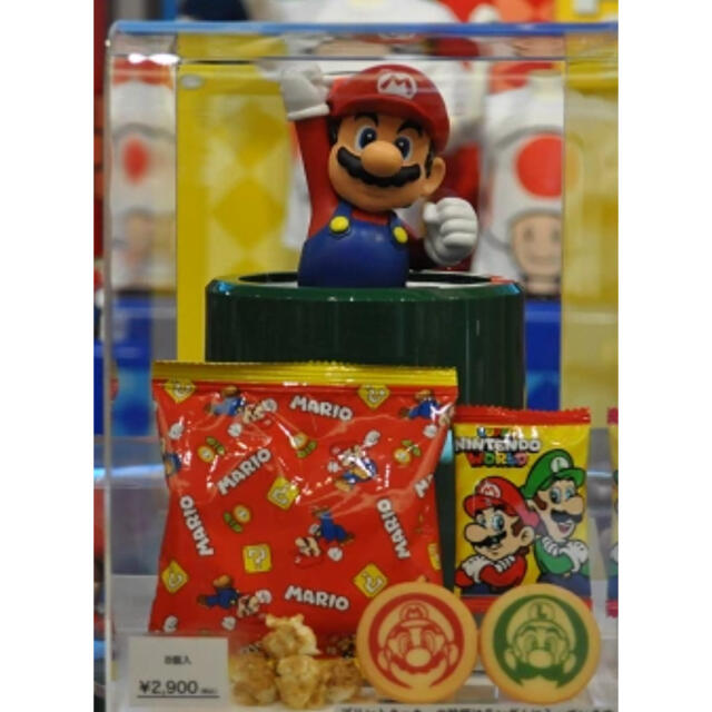 USJ お土産 マリオのアソートスイーツ2個セット 食品/飲料/酒の食品(菓子/デザート)の商品写真