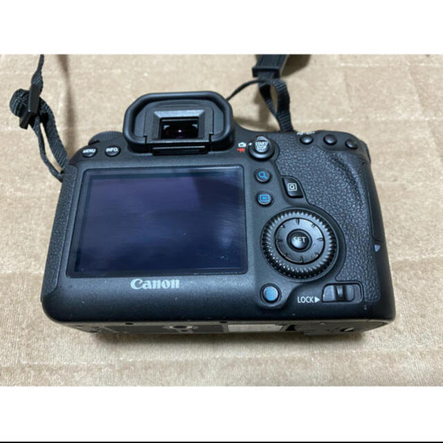 Canon EOS 6D ボディ(付属品あり)  最終値下げ！
