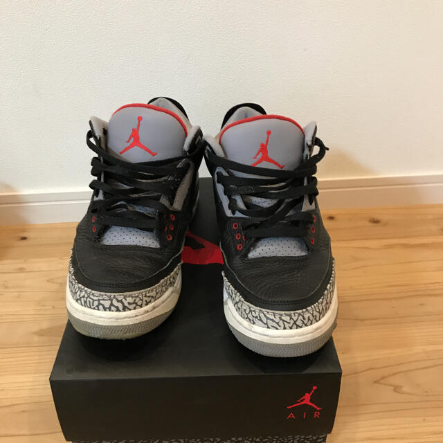 NIKE(ナイキ)のAir Jordan 3  OG Black Cement 2018 28cm メンズの靴/シューズ(スニーカー)の商品写真