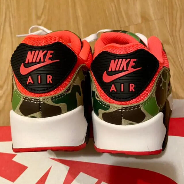 NIKE(ナイキ)のnike airmax90 SP reverse duck camo メンズの靴/シューズ(スニーカー)の商品写真