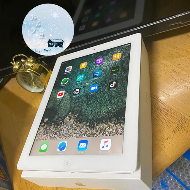 iPad(アイパッド)の完動品　iPad3 16GB  WIFIモデル　アイパッド　第3世代 スマホ/家電/カメラのPC/タブレット(タブレット)の商品写真