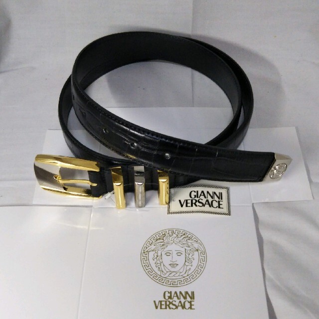 Gianni Versace ベルト 新品 未使用品☆ヴェルサーチメンズベルト 金銀3連コンビ クロコ柄型押し 大阪セール 新品· 未使用品☆