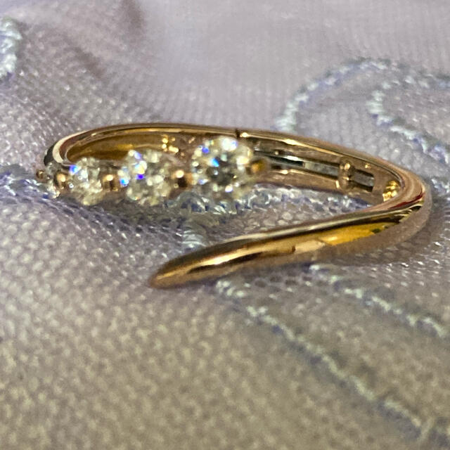 ピンクゴールド　ダイヤモンドリング レディースのアクセサリー(リング(指輪))の商品写真