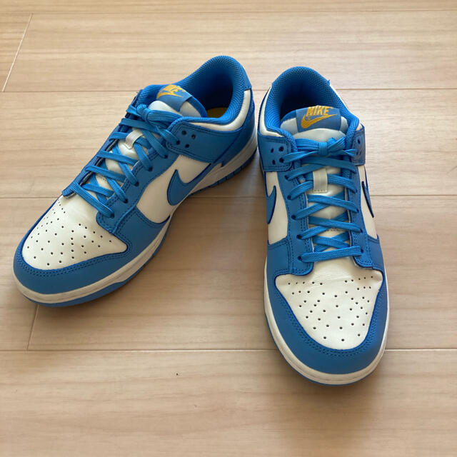 NIKE(ナイキ)のNIKE W DUNK LOW Coast University Gold メンズの靴/シューズ(スニーカー)の商品写真