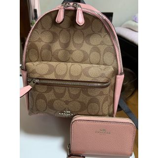 コーチ　リュック　ピンク　COACH