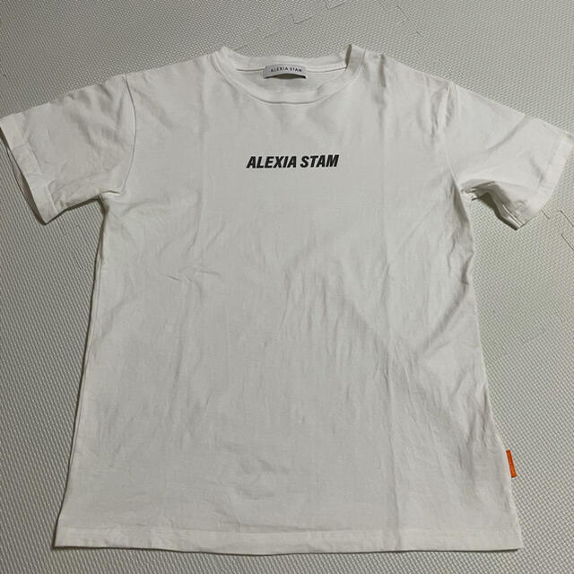 ALEXIA STAM(アリシアスタン)の【送料込】ALEXIASTAM Front Logo Tee 最終値下げ レディースのトップス(Tシャツ(半袖/袖なし))の商品写真