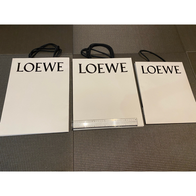 LOEWE(ロエベ)のブランドショッパーLOEWE レディースのバッグ(ショップ袋)の商品写真