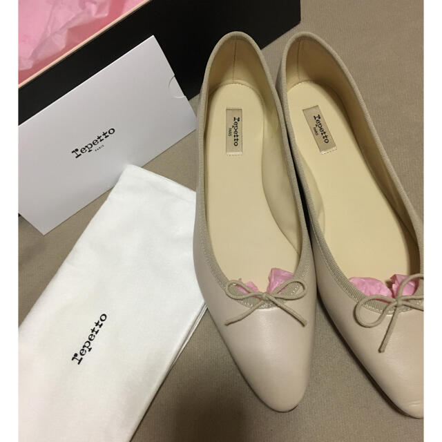 repetto(レペット)のrepetto(レペット)Narde Ballerinas 39Beige 新品 レディースの靴/シューズ(バレエシューズ)の商品写真