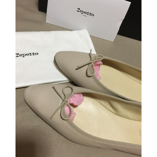 repetto(レペット)のrepetto(レペット)Narde Ballerinas 39Beige 新品 レディースの靴/シューズ(バレエシューズ)の商品写真