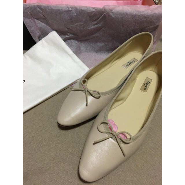 repetto(レペット)のrepetto(レペット)Narde Ballerinas 39Beige 新品 レディースの靴/シューズ(バレエシューズ)の商品写真
