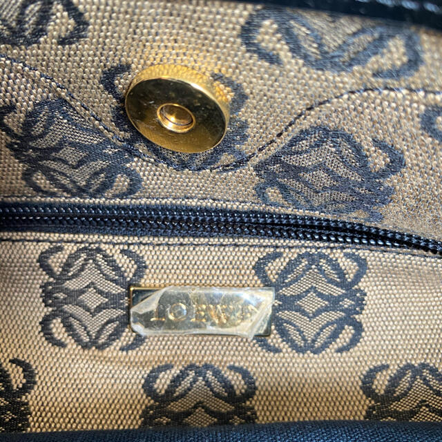 LOEWE(ロエベ)のLOEWE ロエベ アナグラム  レディースのバッグ(ハンドバッグ)の商品写真
