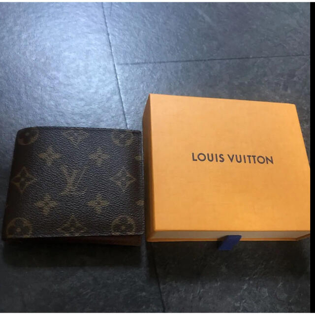 LOUIS VUITTON(ルイヴィトン)のルイヴィトン、マルコ、財布 メンズのファッション小物(折り財布)の商品写真