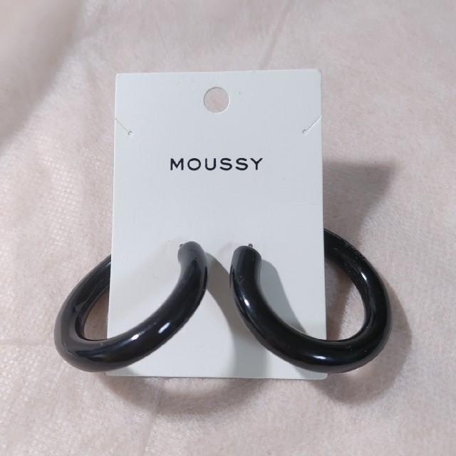 moussy(マウジー)のⅠ マウジー 未使用 ブラック ピアス レディースのアクセサリー(ピアス)の商品写真