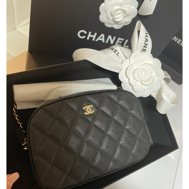 CHANEL(シャネル)のCHANEL キャビアスキン　カメラバッグ💗新品未使用 レディースのバッグ(ショルダーバッグ)の商品写真